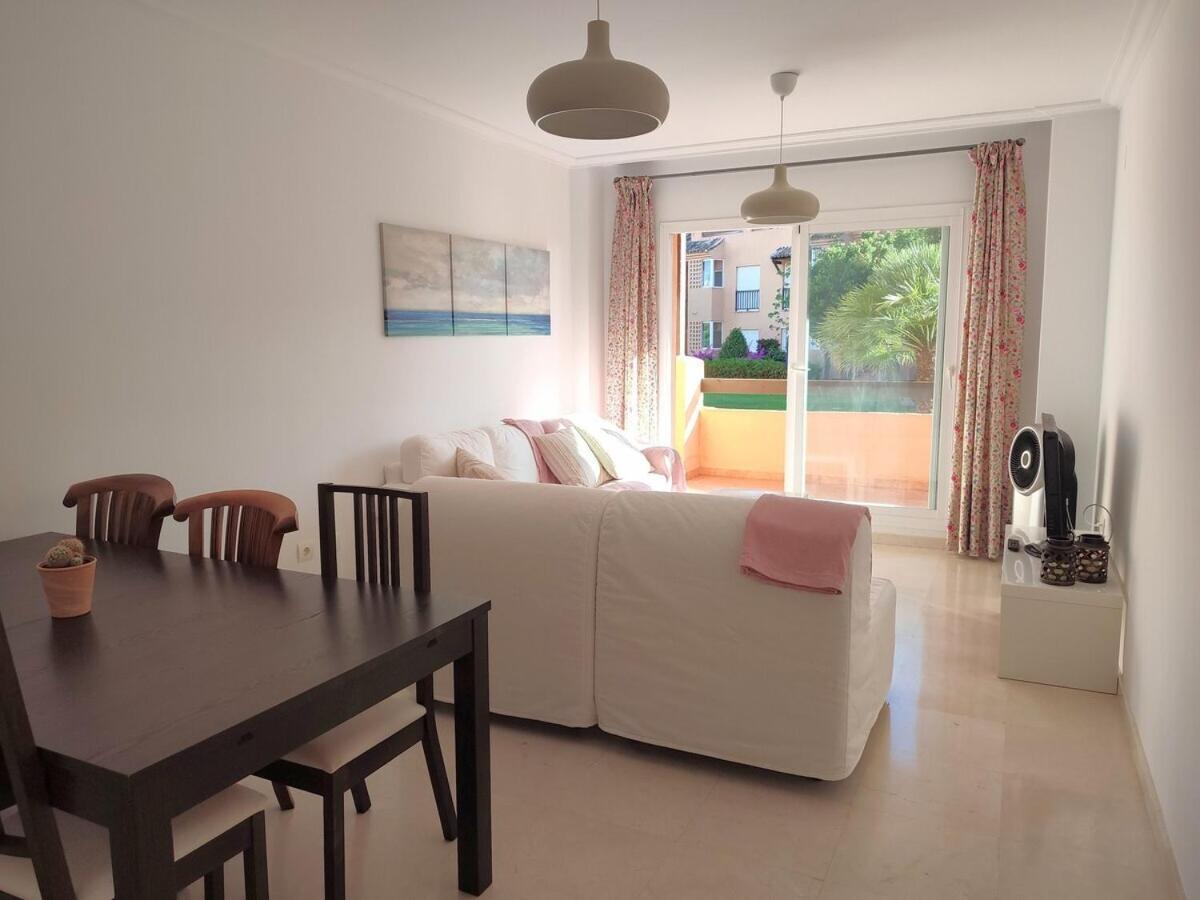 Casares Del Sol Apartment Luaran gambar